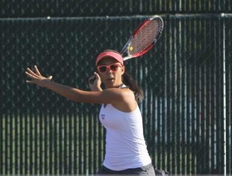 Girls tennis to contend for State title