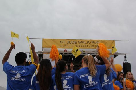 STUCO participates in St. Jude’s Walk/Run to End Childhood Cancer