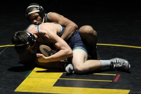 Boys wrestling relies on senior leaders for upcoming season