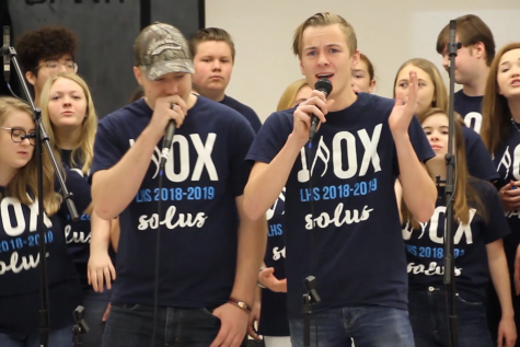 Lafayette music performs at middle schools