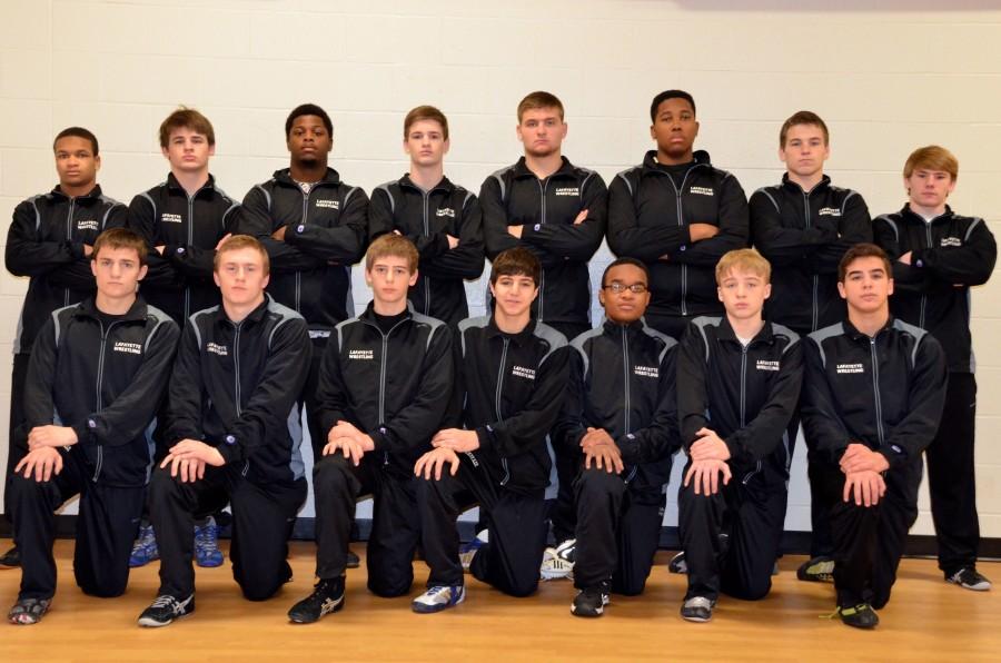 Varsity wrestling gears up for Districts