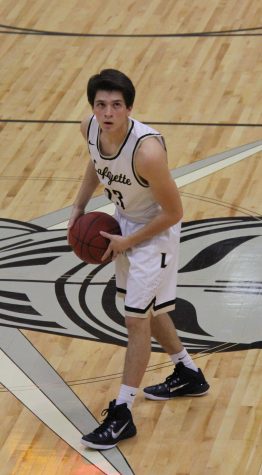 Boys Basketball looks to end losing streak against Holt