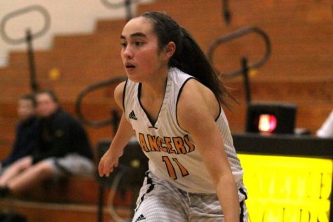 Carpenter explodes for 14 points; girls basketball back on track