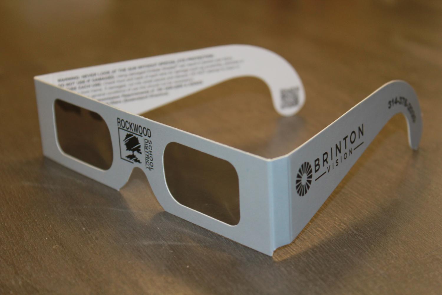 Rockwood will hand out solar filter glasses at the beginning of 6th hour.