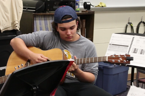 Guitar program accomodates musicians of all levels