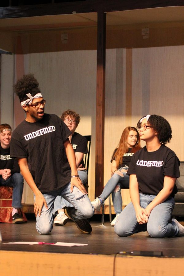 Surayya Cazembe, sophomore, and Kamryn Culberson, senior, perform with their groups during the first two blocks of Flex.