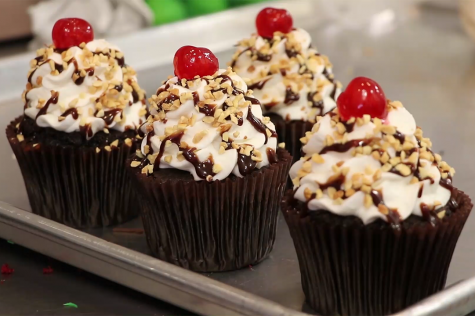 Smallcakes serving up treats for Chesterfield community