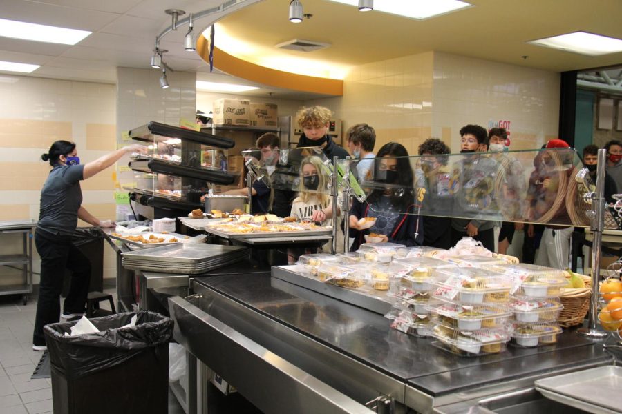 With the worker shortage in the Cafeteria, Lafayettes child nutritionists struggle to make over 1100 lunches a day. Volunteers, student workers and culinary classes have helped workers feel less rushed to get meals done in time.  