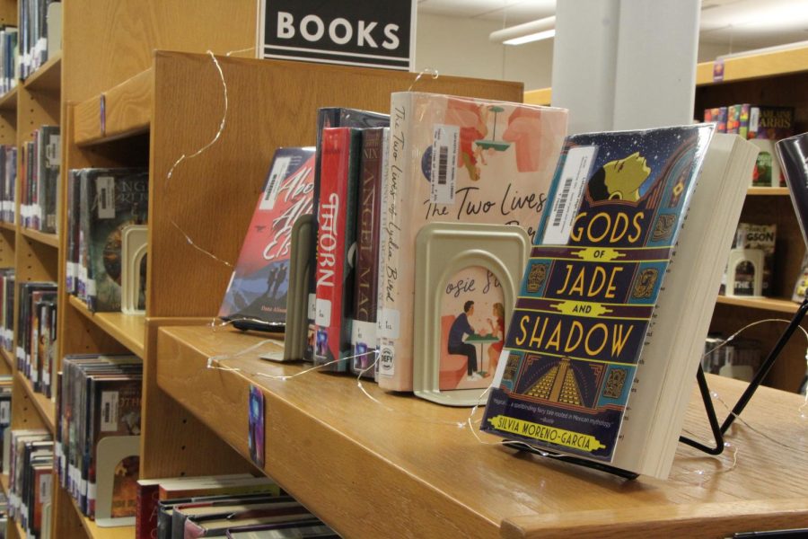This year, the librarians are starting the Library Advisory Board, a group of students who volunteer their time to help with different aspects of the library like shelving books and other miscellaneous tasks to help the librarians’ open up their time to help other students. 