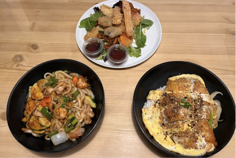 Apart from their famous bubble tea that they serve, Hitea offers dishes that show their Asian Fusion recipes, like chicken teriyaki udon noodles, tempura seafood combo and vegetables, and chicken rice bowls. the chicken teriyaki udon is at a price of $11.99, the tempura seafood combo and vegetables is $10.99 and the Chicken Rice Bowl is $10.99.