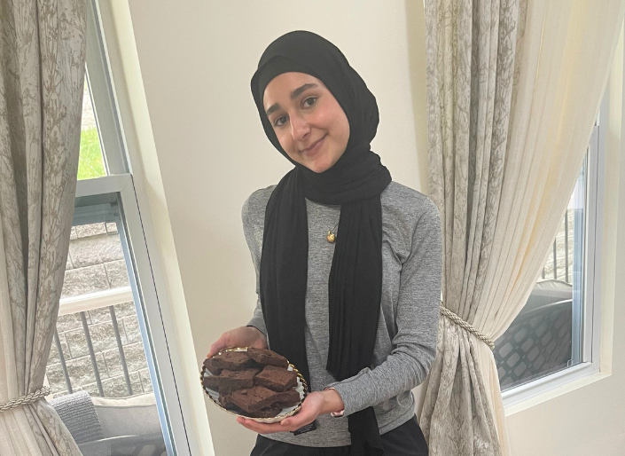 Sophmore Halah Almuttan started her buisness, Halah’s Sweet Treats during fall this year. Other than selling a variety of self-made goods such as cinamon rolls, bunt cakes and churros, she also takes custom orders for treats like cakes, chocolate covered strawberries and cupcakes.