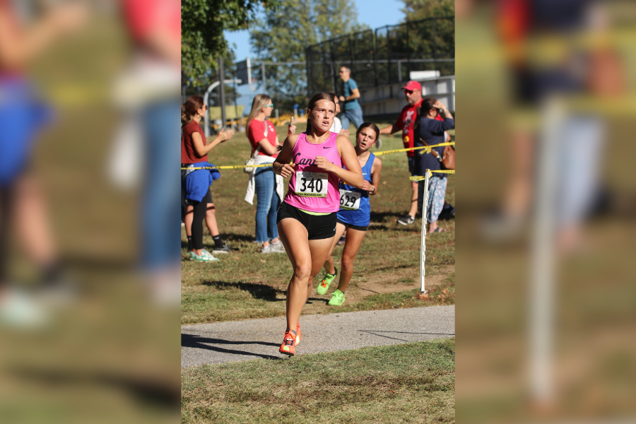 In stride, junior Kelly Archambeault runs at the MSHSAA Class 5 District 1 cross country meet Nov. 1. Archambeault ran a time of 19:34.55 in the 5000m to place 15th at the district meet.