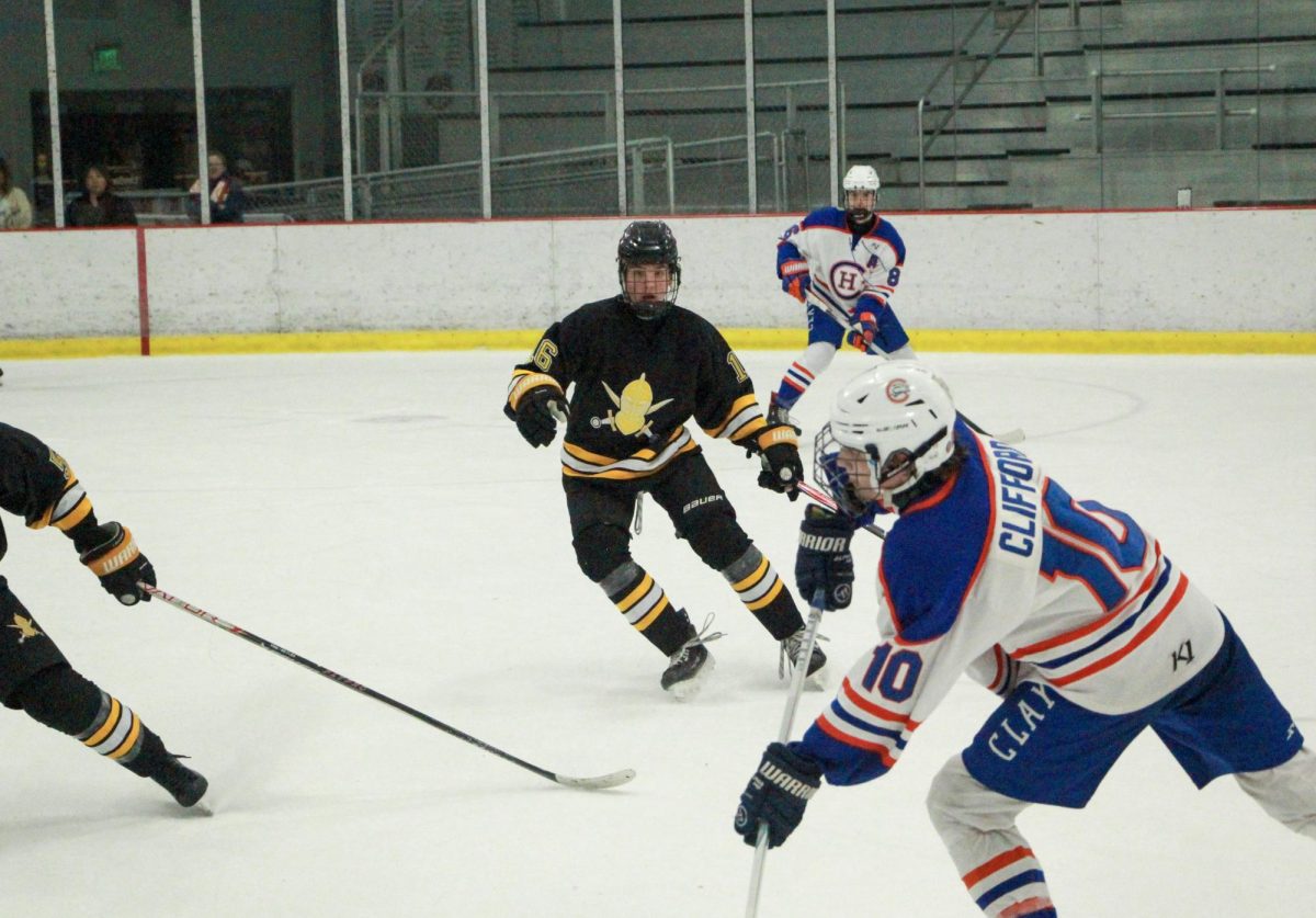 Looking for a pass, sophomore forward Quinn Thomas nears the puck. Thomas totaled 25 points for Lafayette this season. 